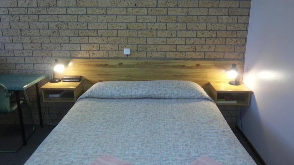 Three Ways Motel Gilgandra Dış mekan fotoğraf